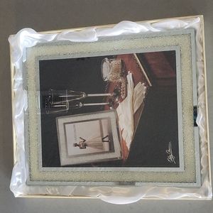 Oleg Cassini picture frame